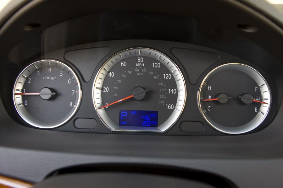  Hyundai Sonata 2009 года  (фото 20 из 40)